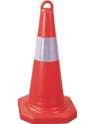 红白塑料路锥